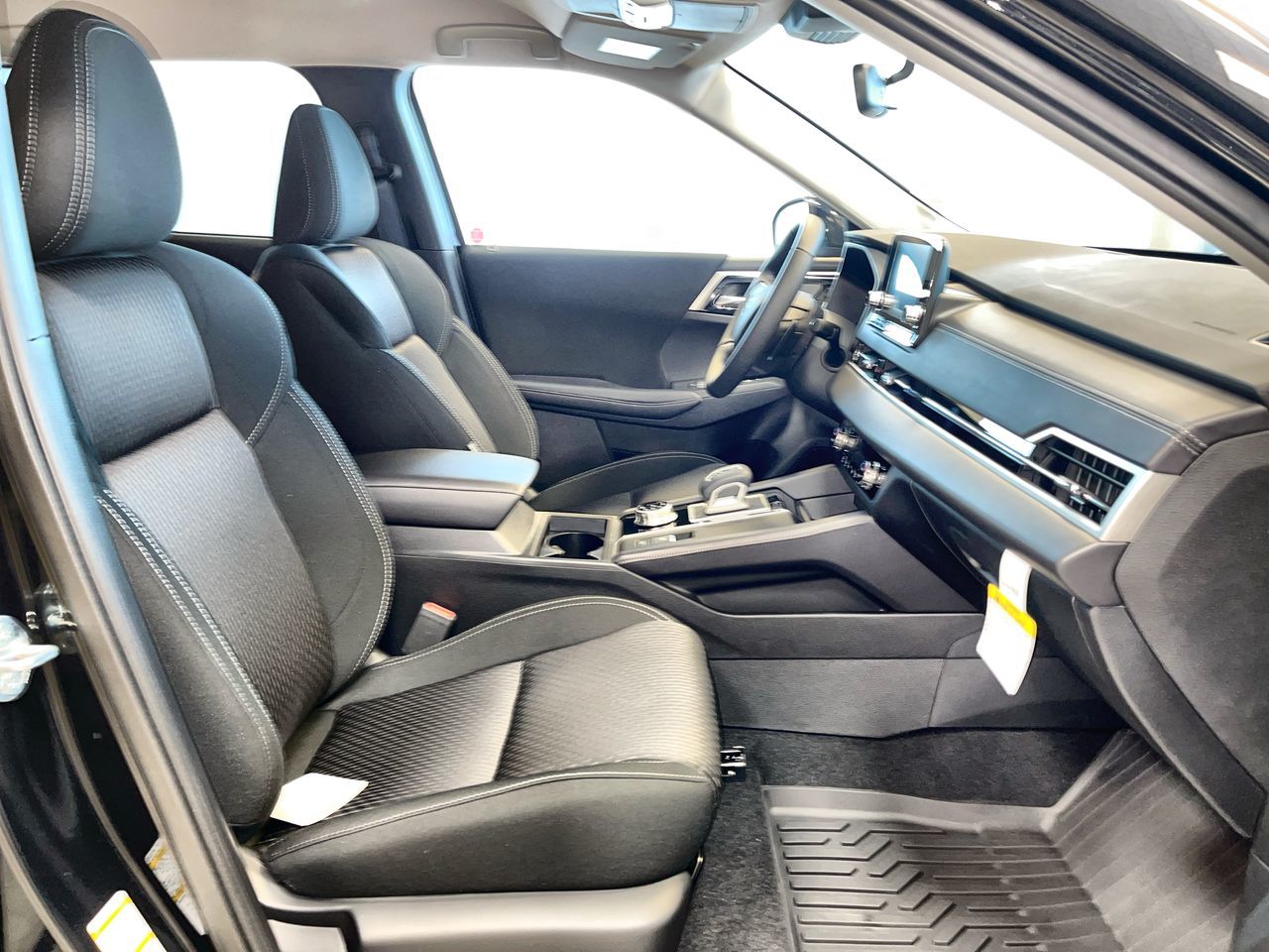 2025 Mitsubishi Outlander in Regina, Saskatchewan