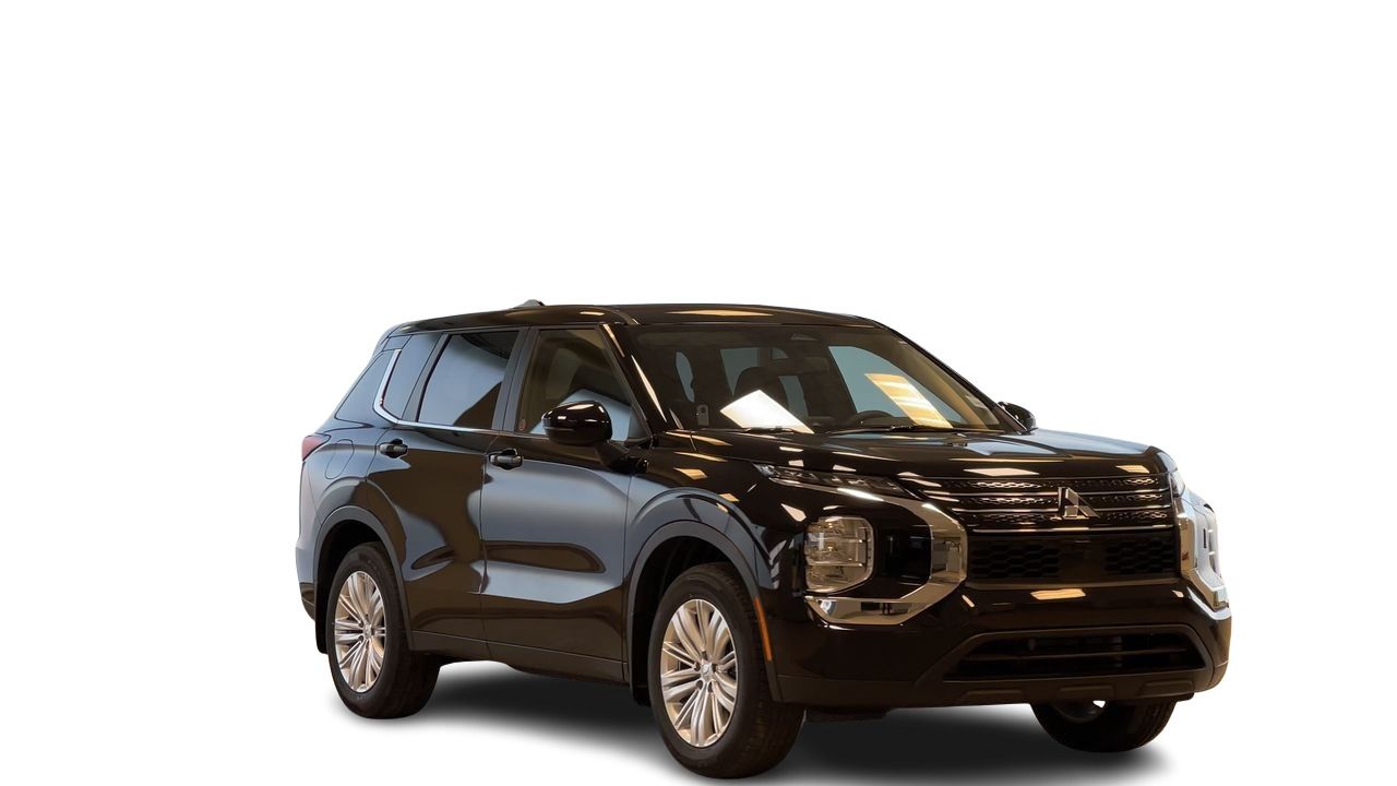 2025 Mitsubishi Outlander in Regina, Saskatchewan