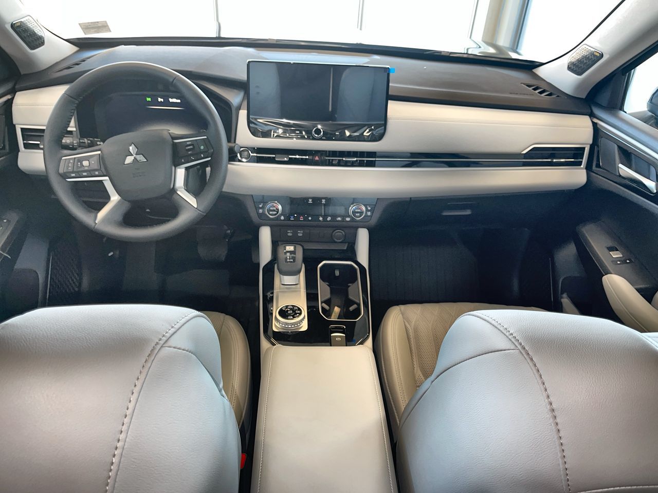 2025 Mitsubishi Outlander