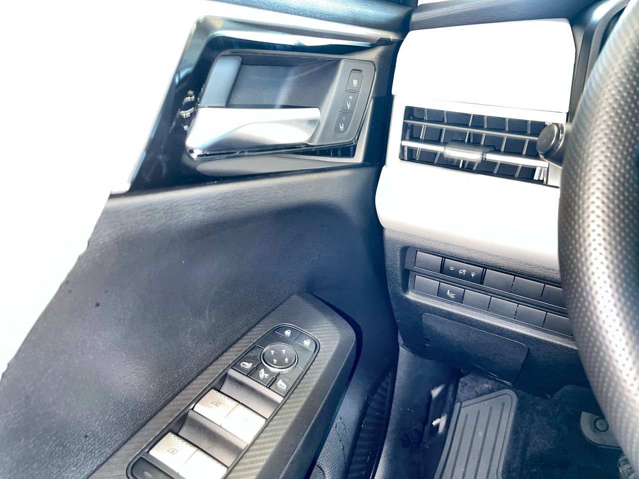 2026 Mitsubishi Outlander in Regina, Saskatchewan