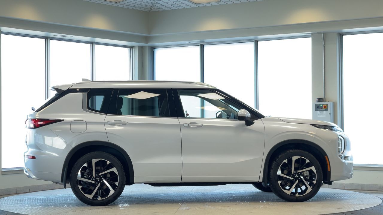 2026 Mitsubishi Outlander in Regina, Saskatchewan