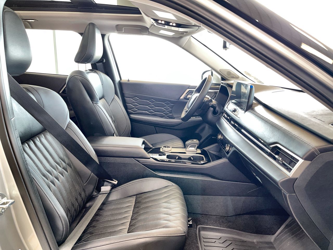 2026 Mitsubishi Outlander