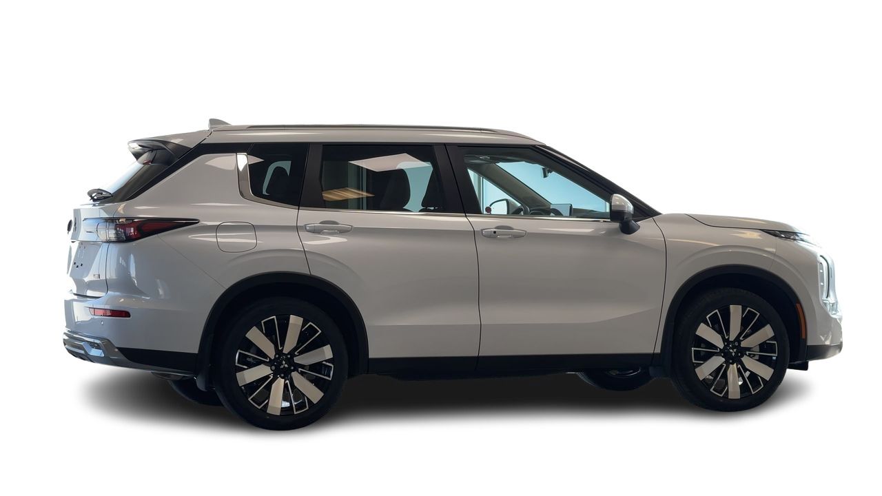 2026 Mitsubishi Outlander in Regina, Saskatchewan