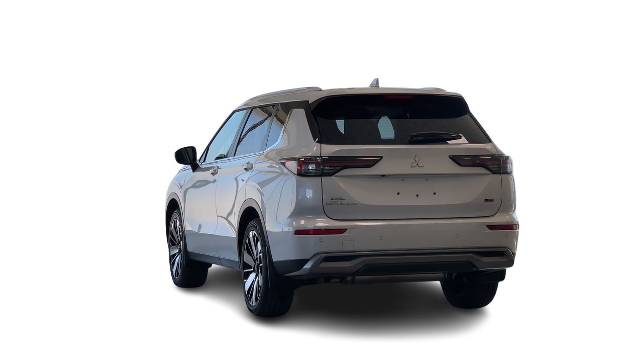 2026 Mitsubishi Outlander in Regina, Saskatchewan