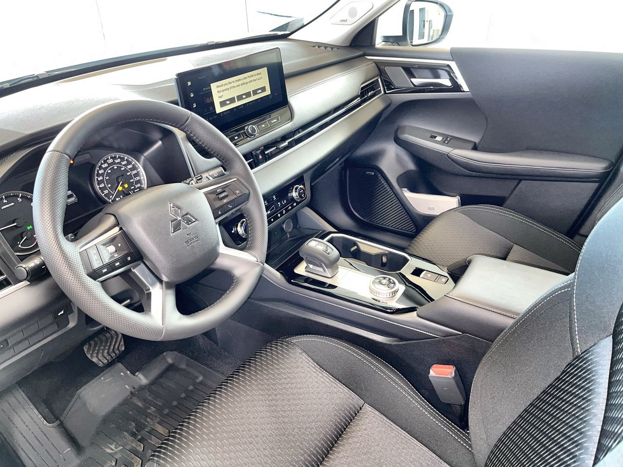 2026 Mitsubishi Outlander