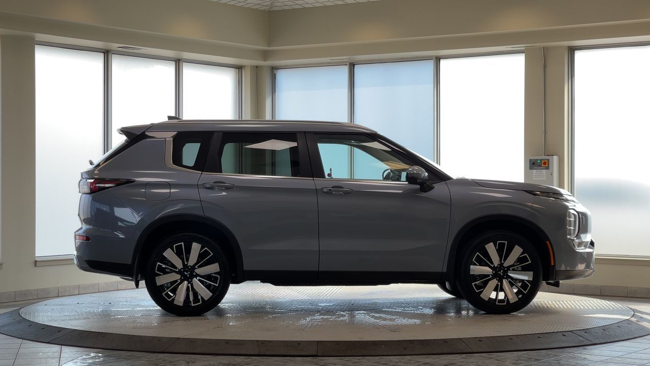 2026 Mitsubishi Outlander in Regina, Saskatchewan