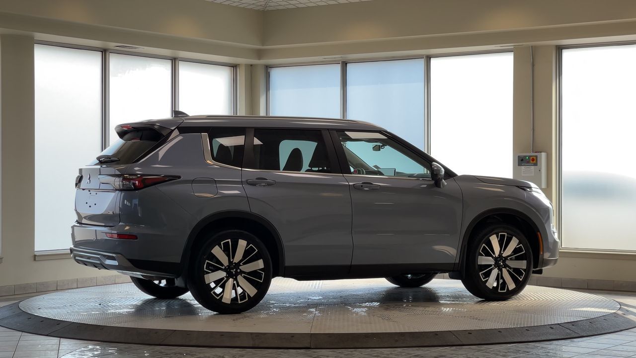 2026 Mitsubishi Outlander in Regina, Saskatchewan