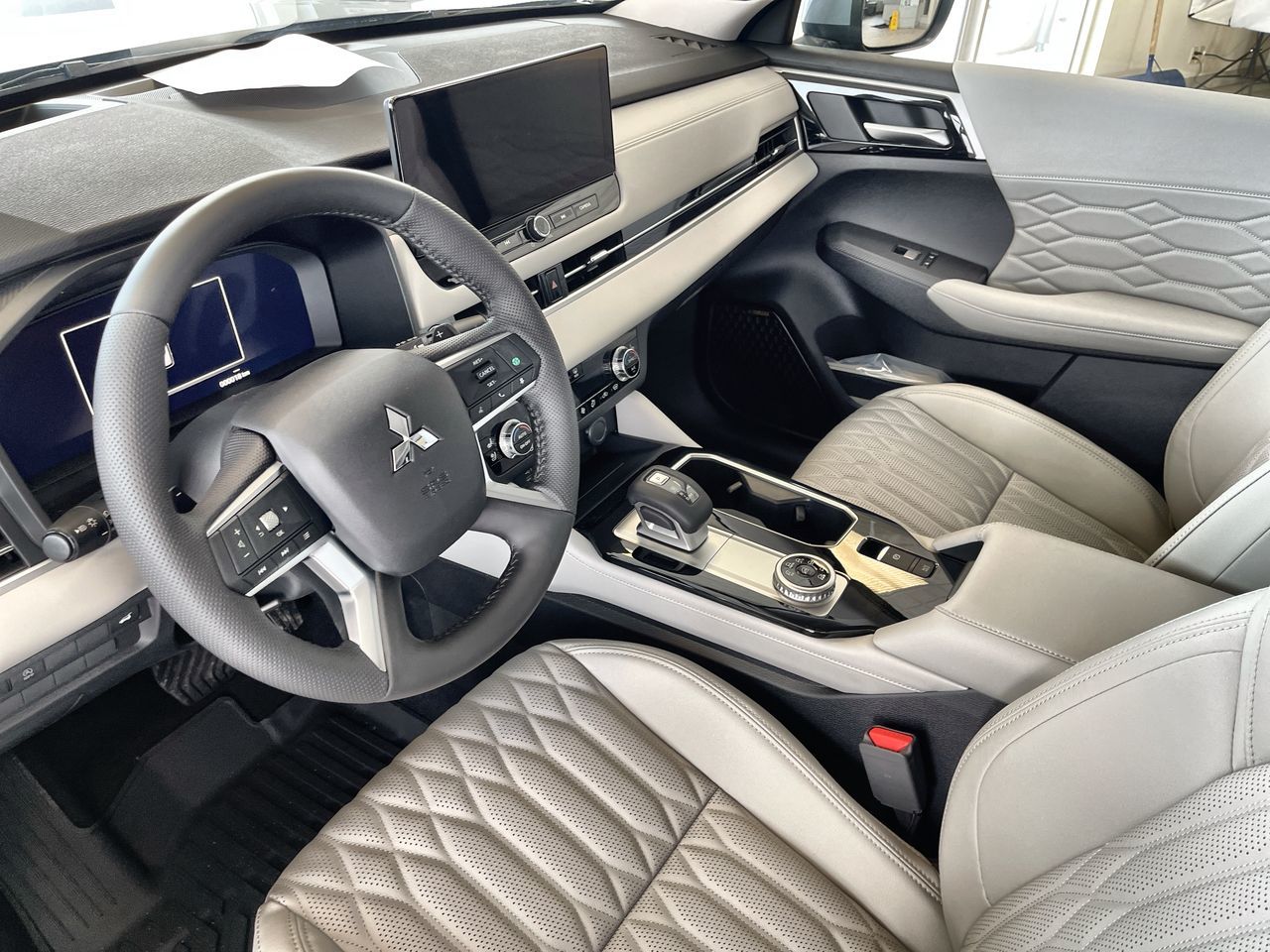 2026 Mitsubishi Outlander