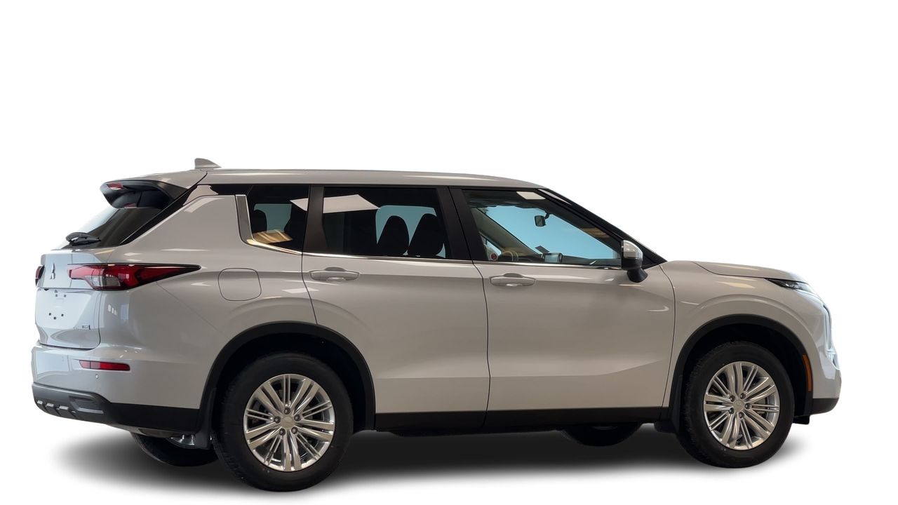 2026 Mitsubishi Outlander in Regina, Saskatchewan