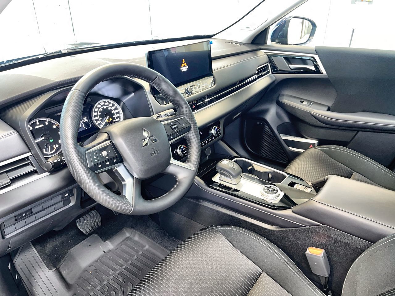 2026 Mitsubishi Outlander