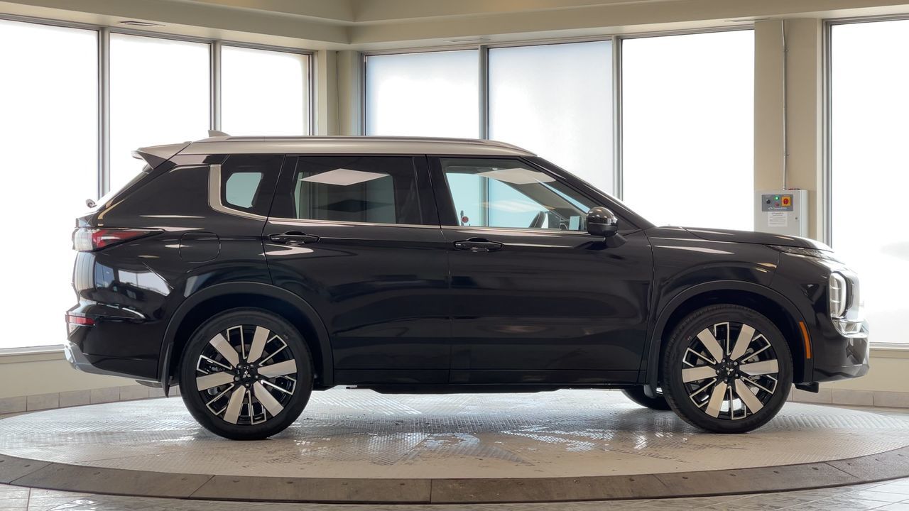 2026 Mitsubishi Outlander in Regina, Saskatchewan