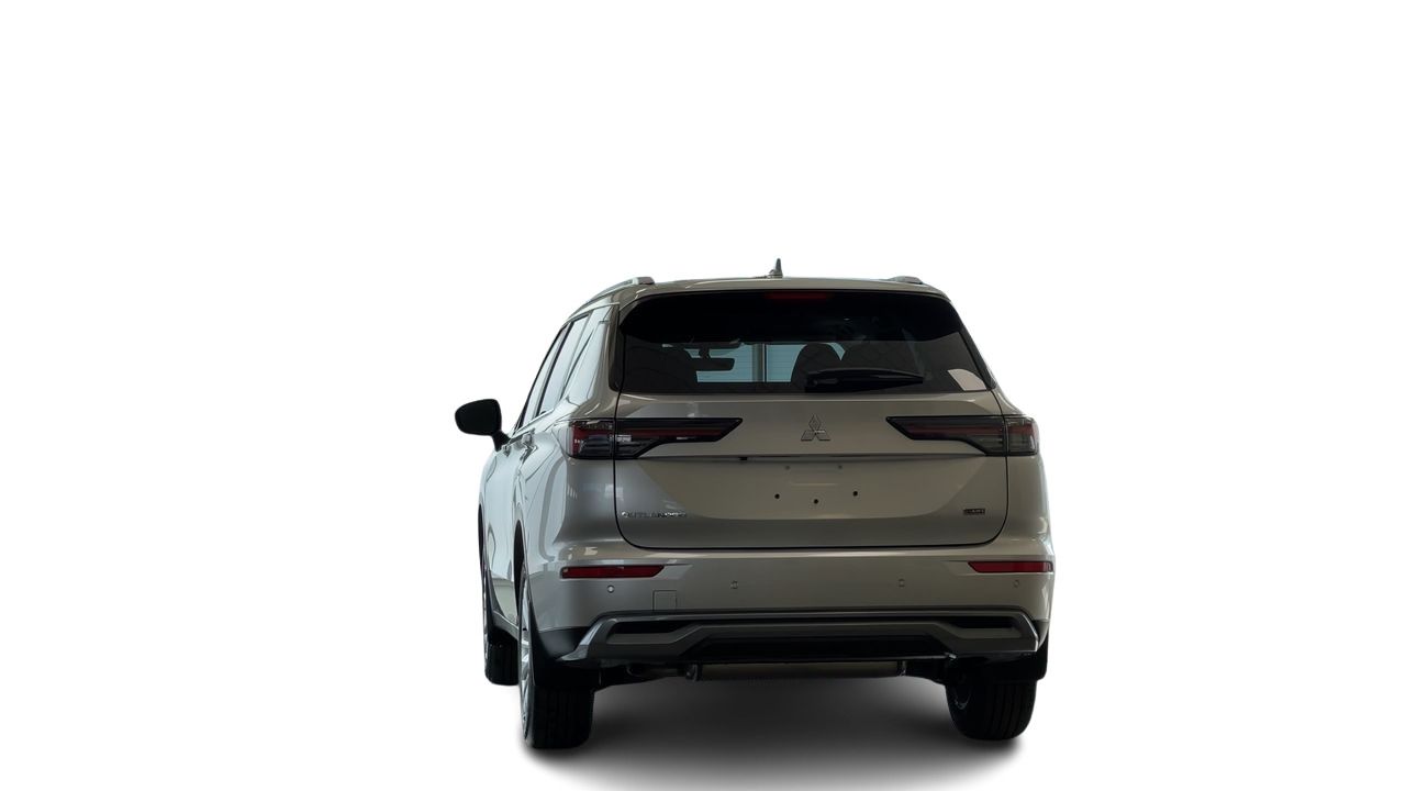2026 Mitsubishi Outlander