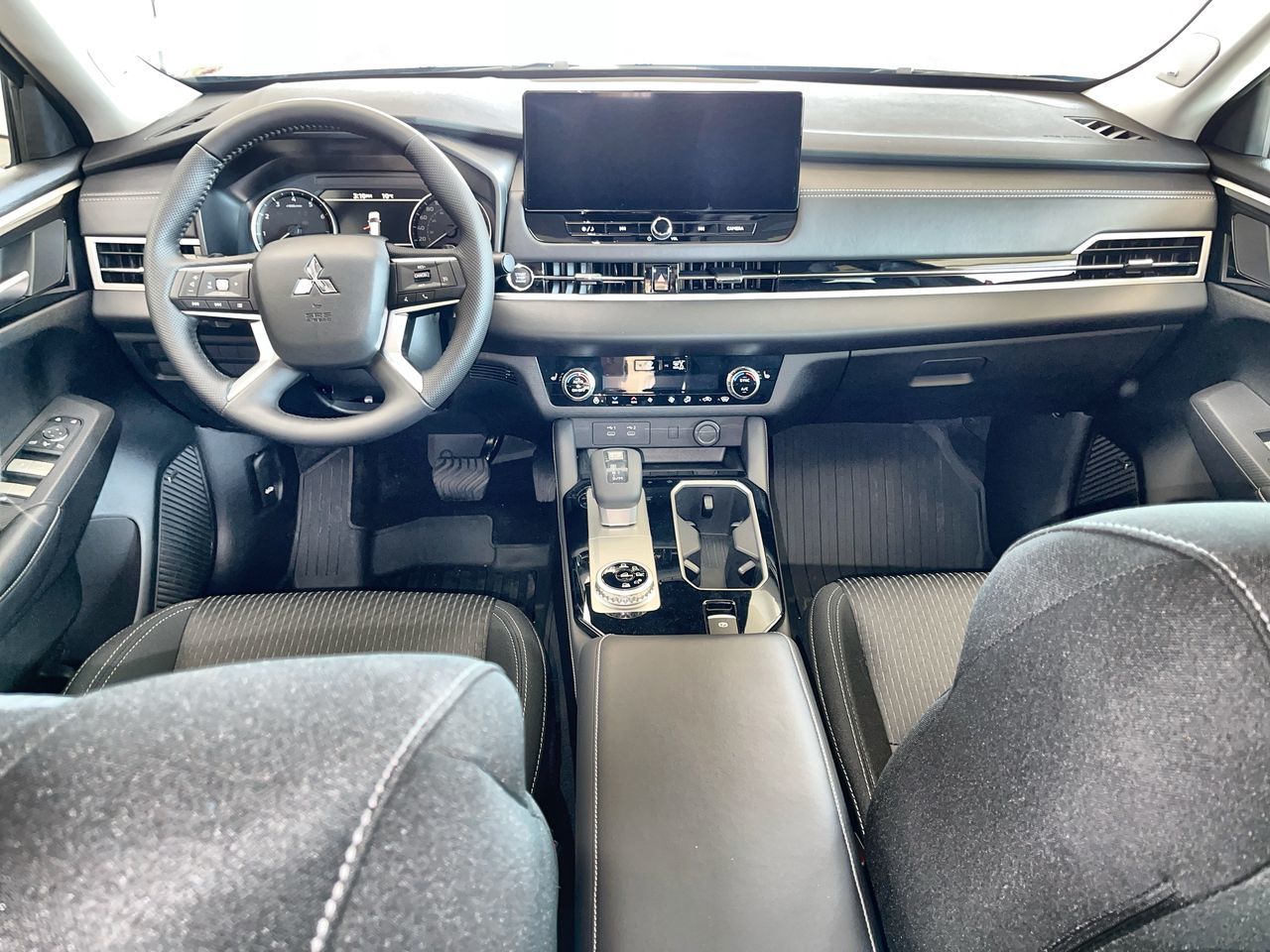 2026 Mitsubishi Outlander