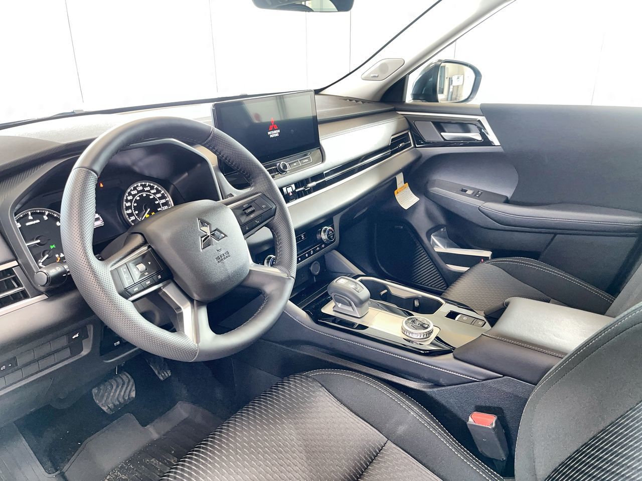 2026 Mitsubishi Outlander