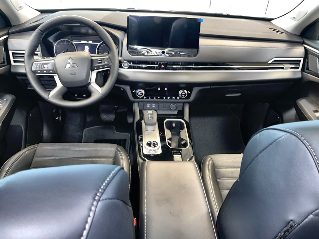 2026 Mitsubishi Outlander