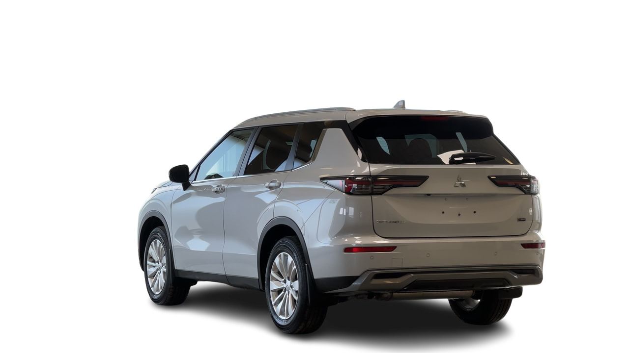 2026 Mitsubishi Outlander