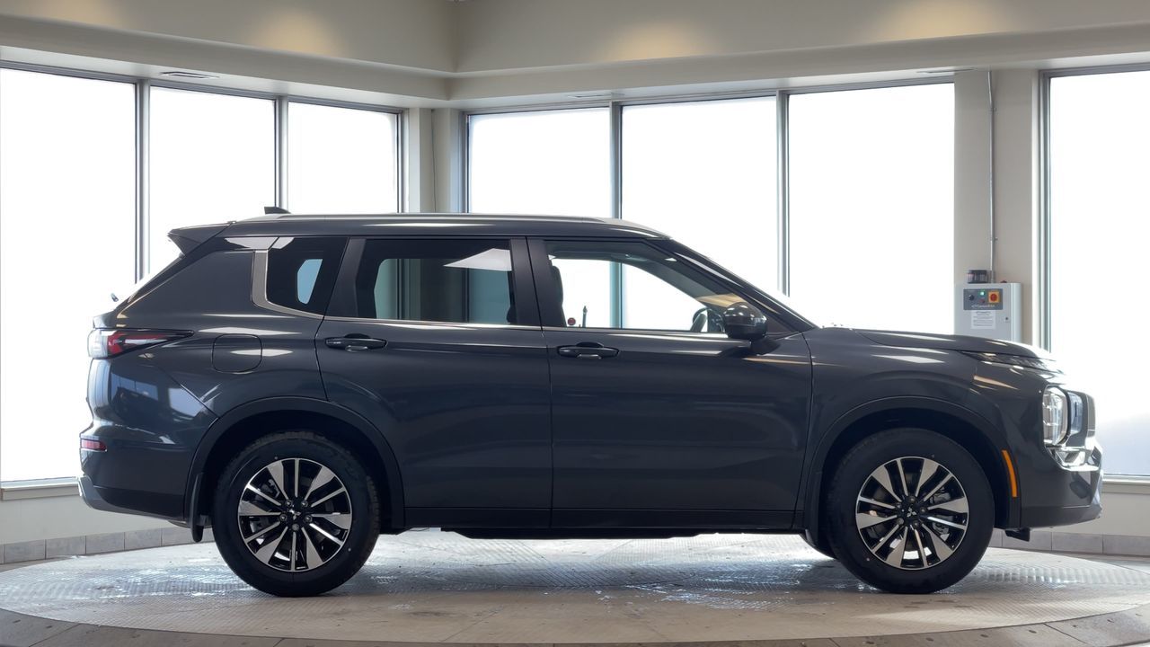2026 Mitsubishi Outlander