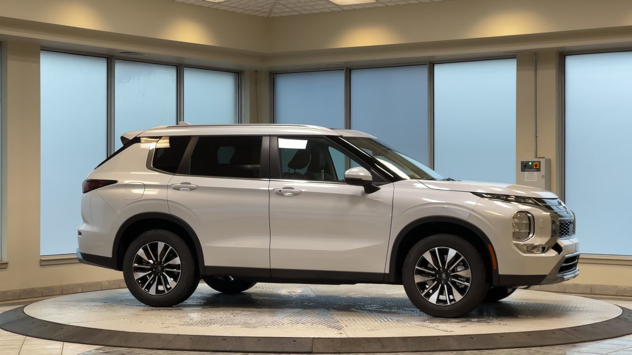 2026 Mitsubishi Outlander in Regina, Saskatchewan