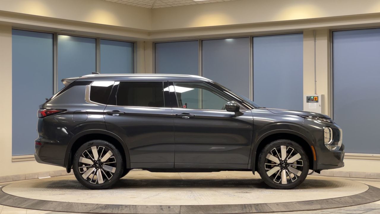 2026 Mitsubishi Outlander in Regina, Saskatchewan