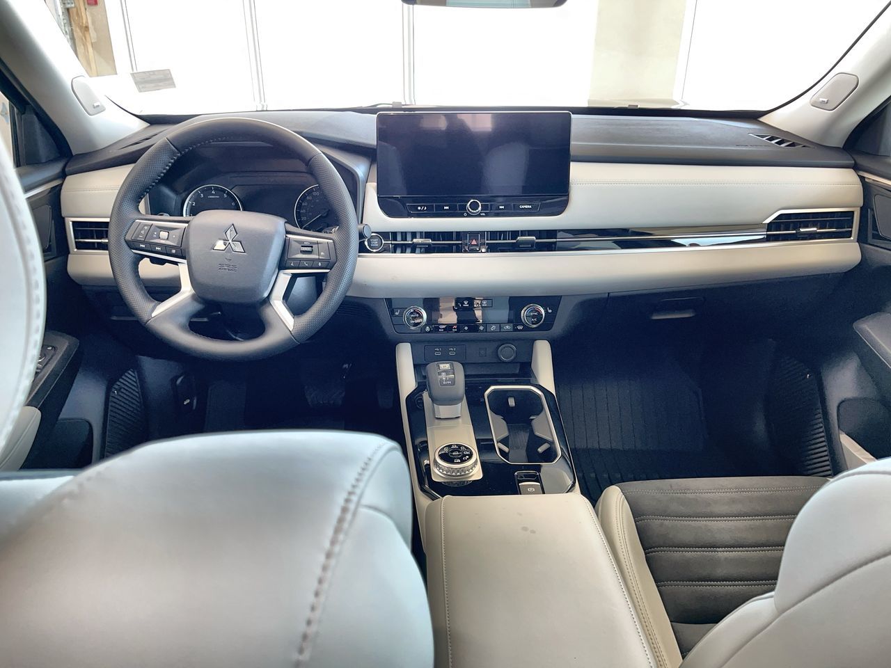 2026 Mitsubishi Outlander