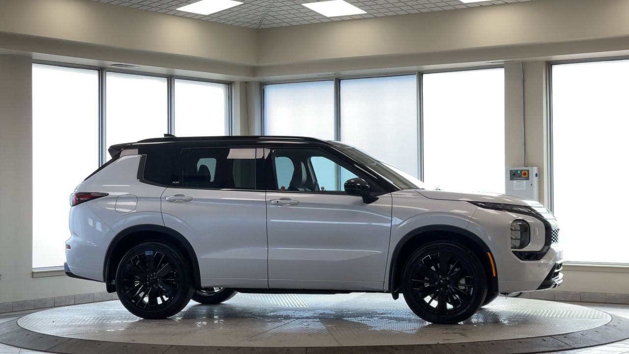 2026 Mitsubishi Outlander in Regina, Saskatchewan