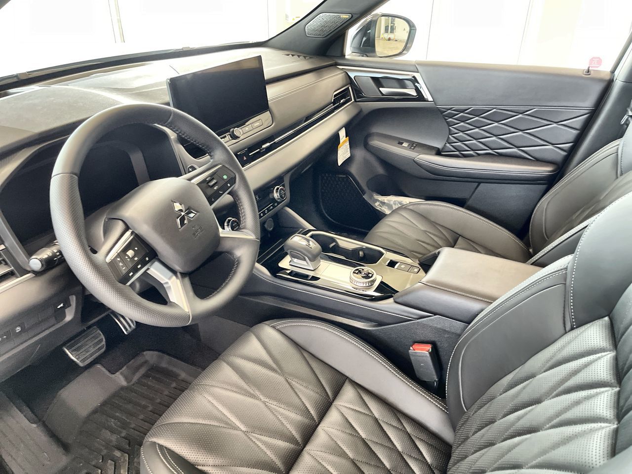 2026 Mitsubishi Outlander