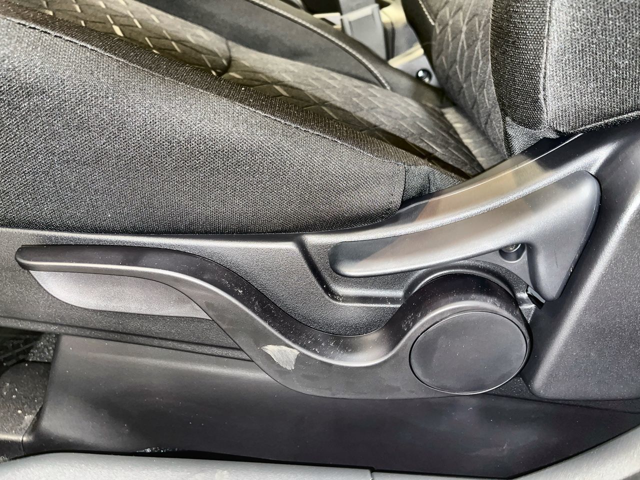 2027 Mitsubishi RVR
