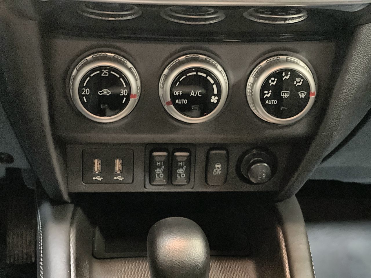2027 Mitsubishi RVR