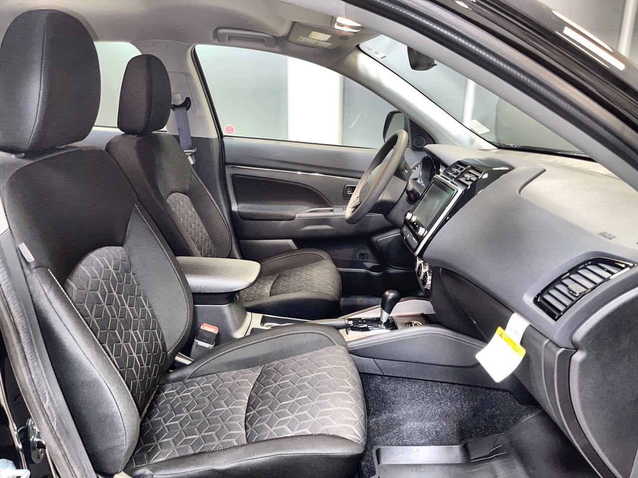 2027 Mitsubishi RVR