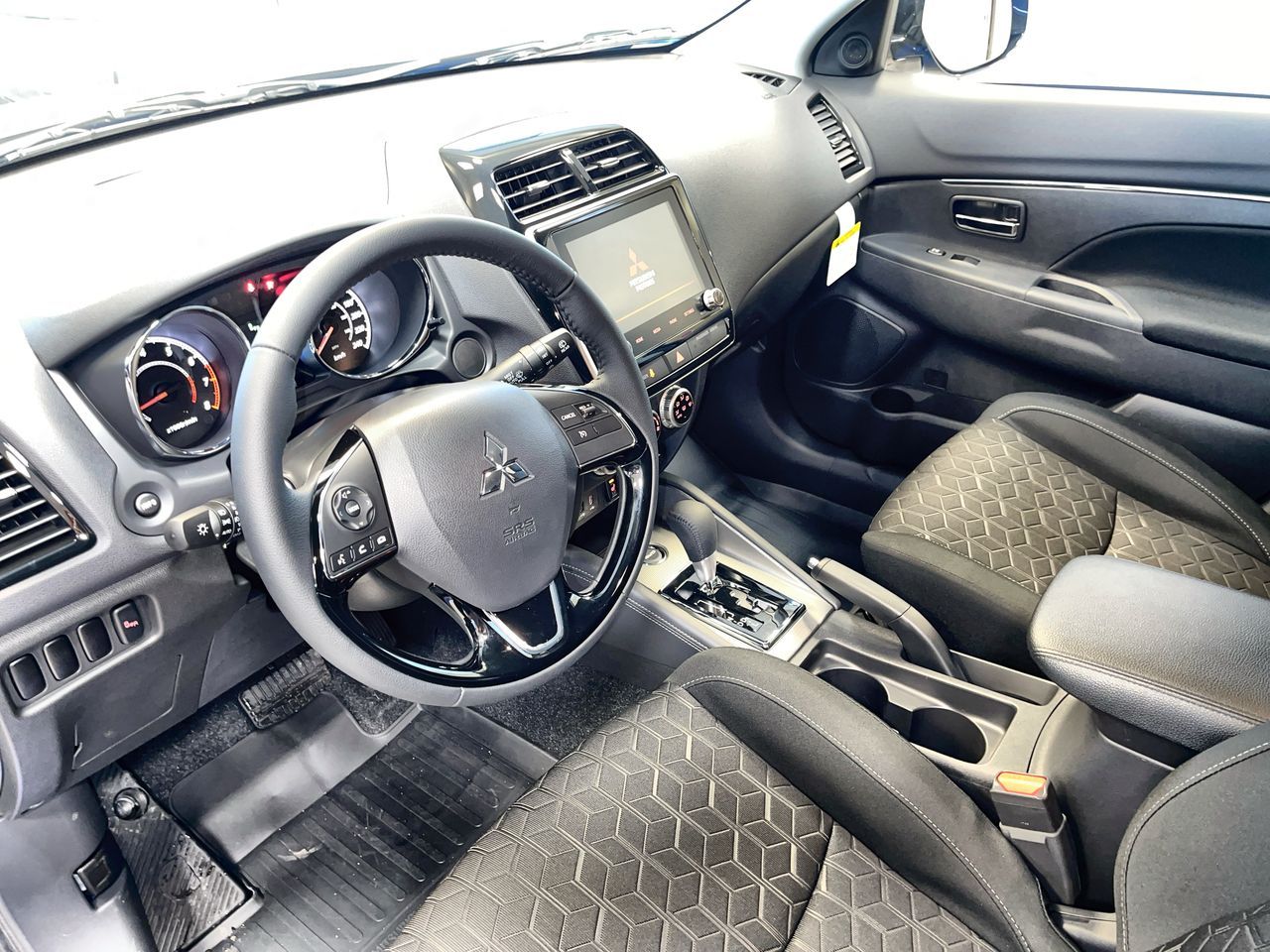 2027 Mitsubishi RVR