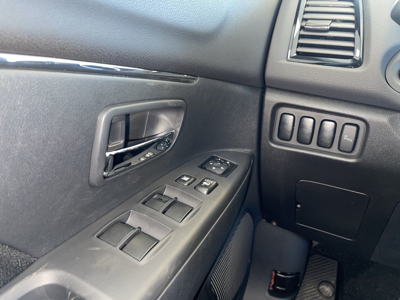 2027 Mitsubishi RVR
