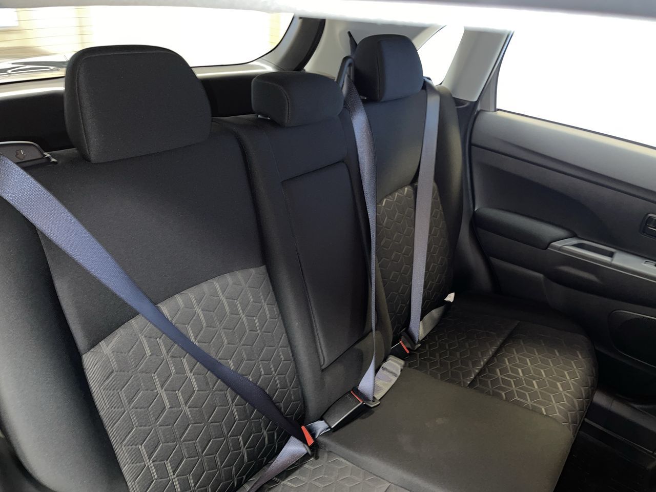 2027 Mitsubishi RVR