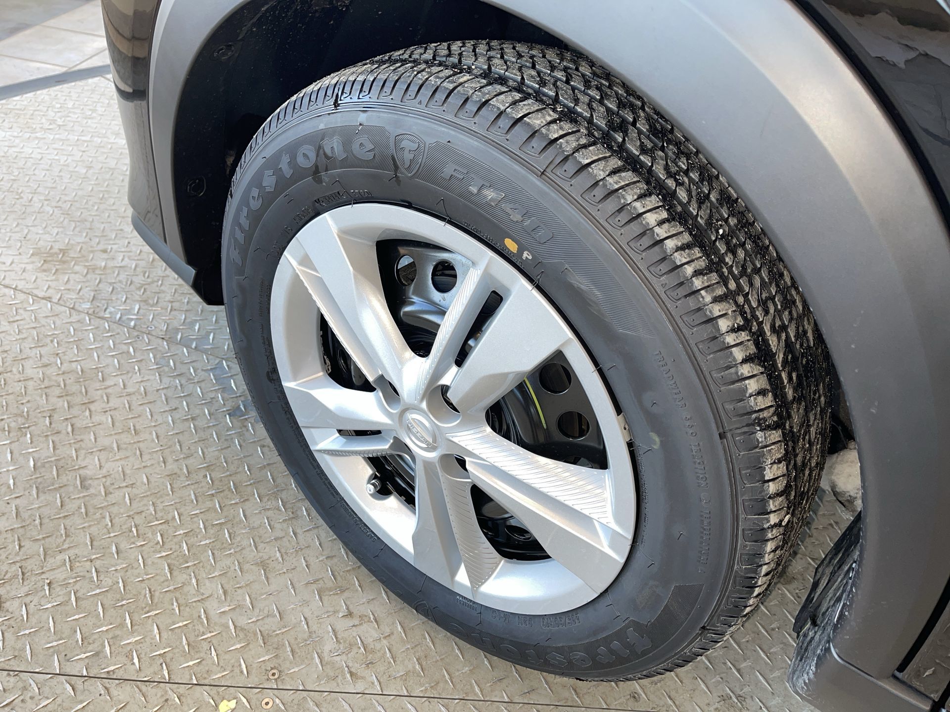 2025 Nissan Kicks Play