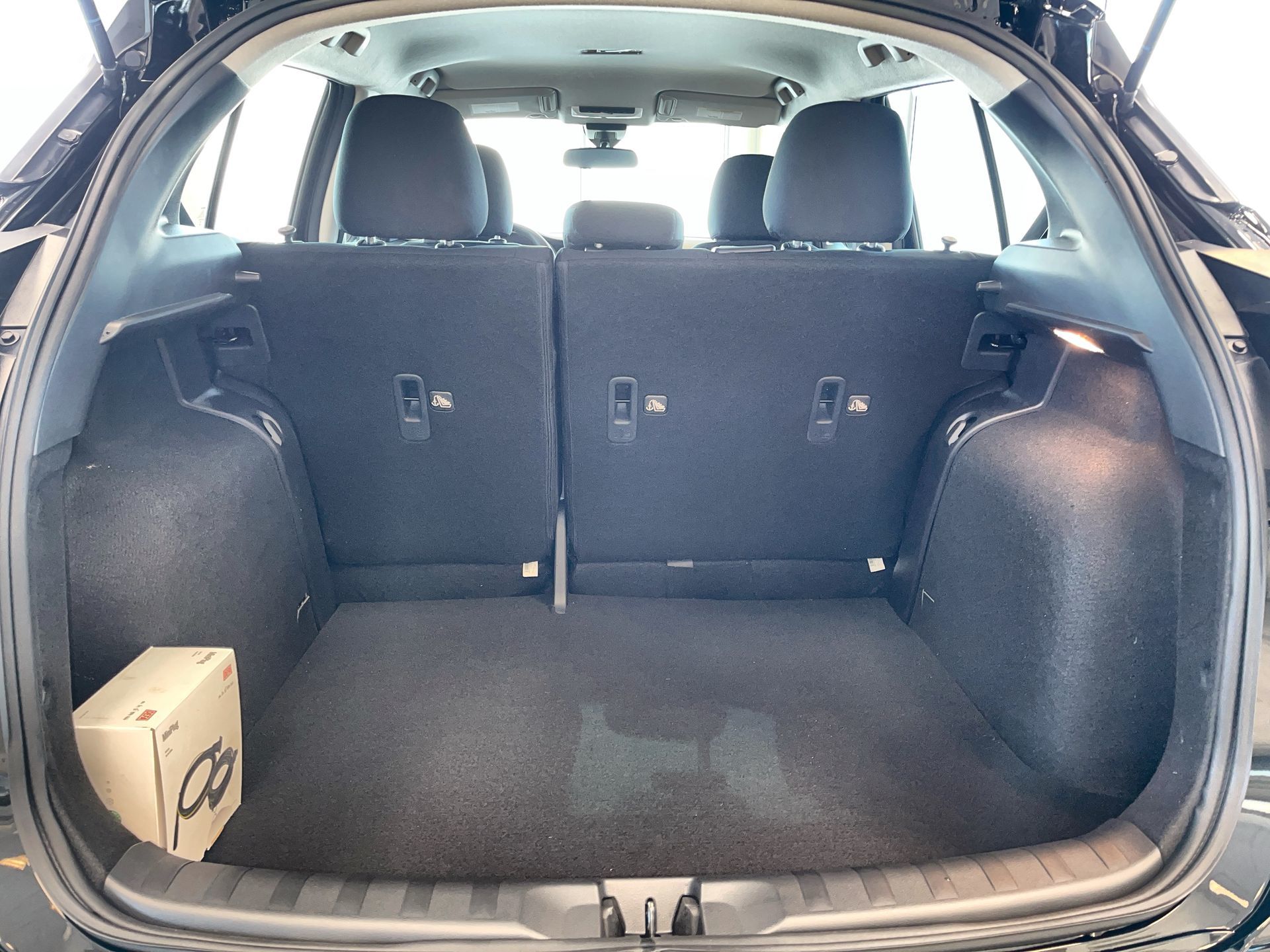 2025 Nissan Kicks Play