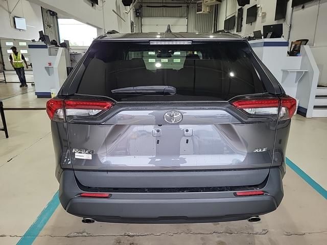 Toyota RAV4  2020 à Regina, Saskatchewan