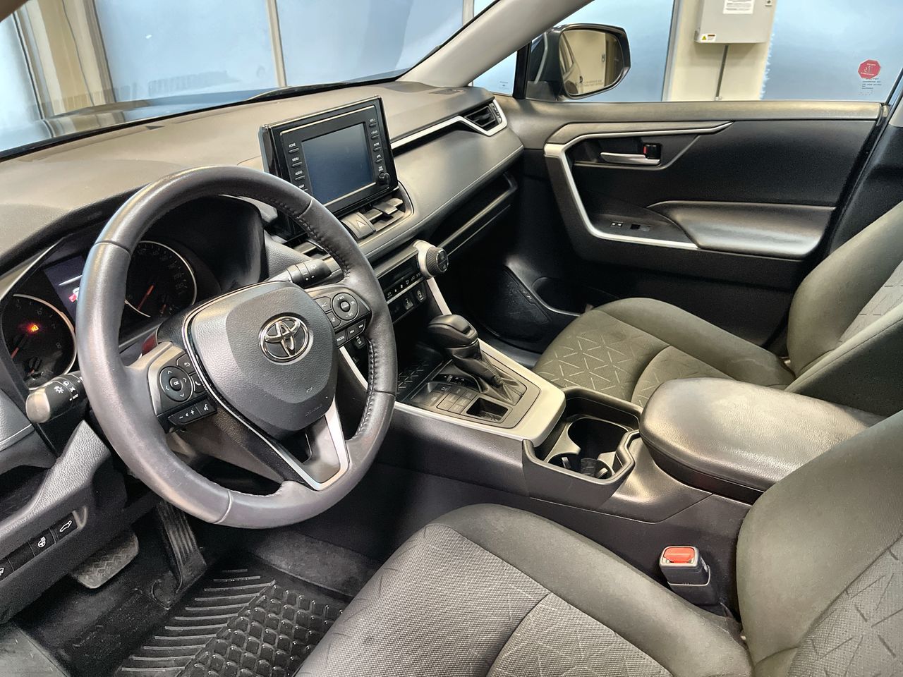 Toyota RAV4  2021 à Regina, Saskatchewan