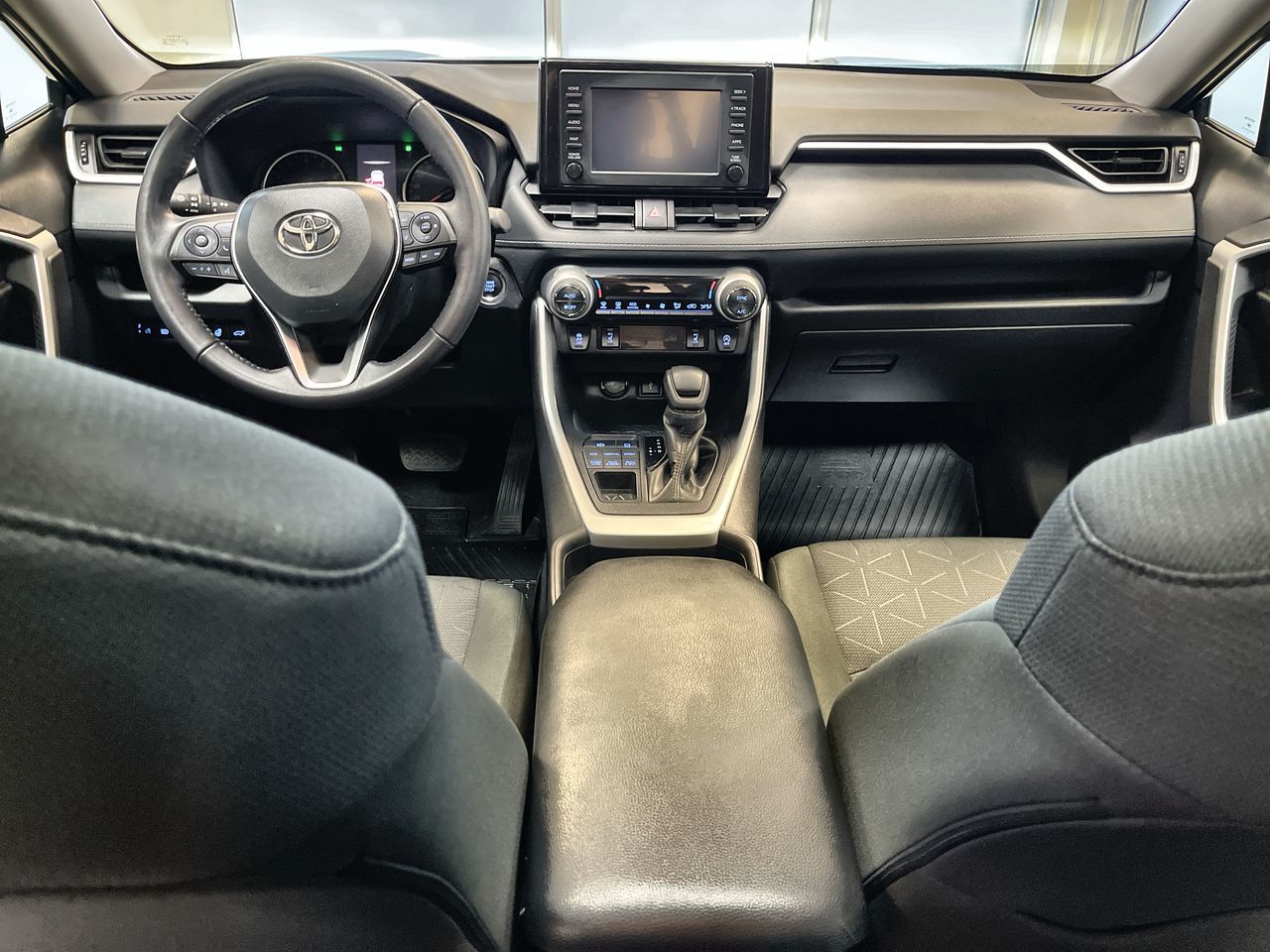 Toyota RAV4  2021 à Regina, Saskatchewan