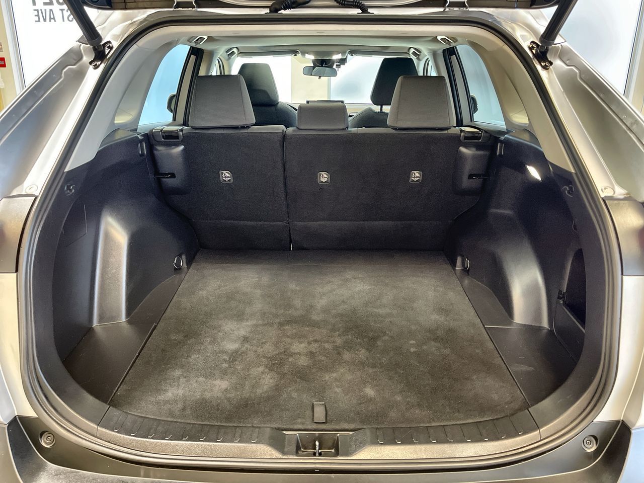 Toyota RAV4  2022 à Regina, Saskatchewan