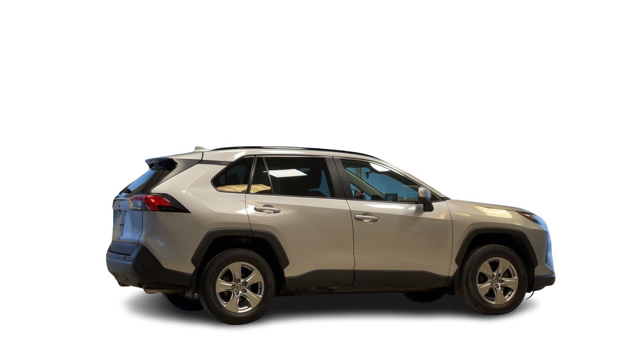 Toyota RAV4  2022 à Regina, Saskatchewan