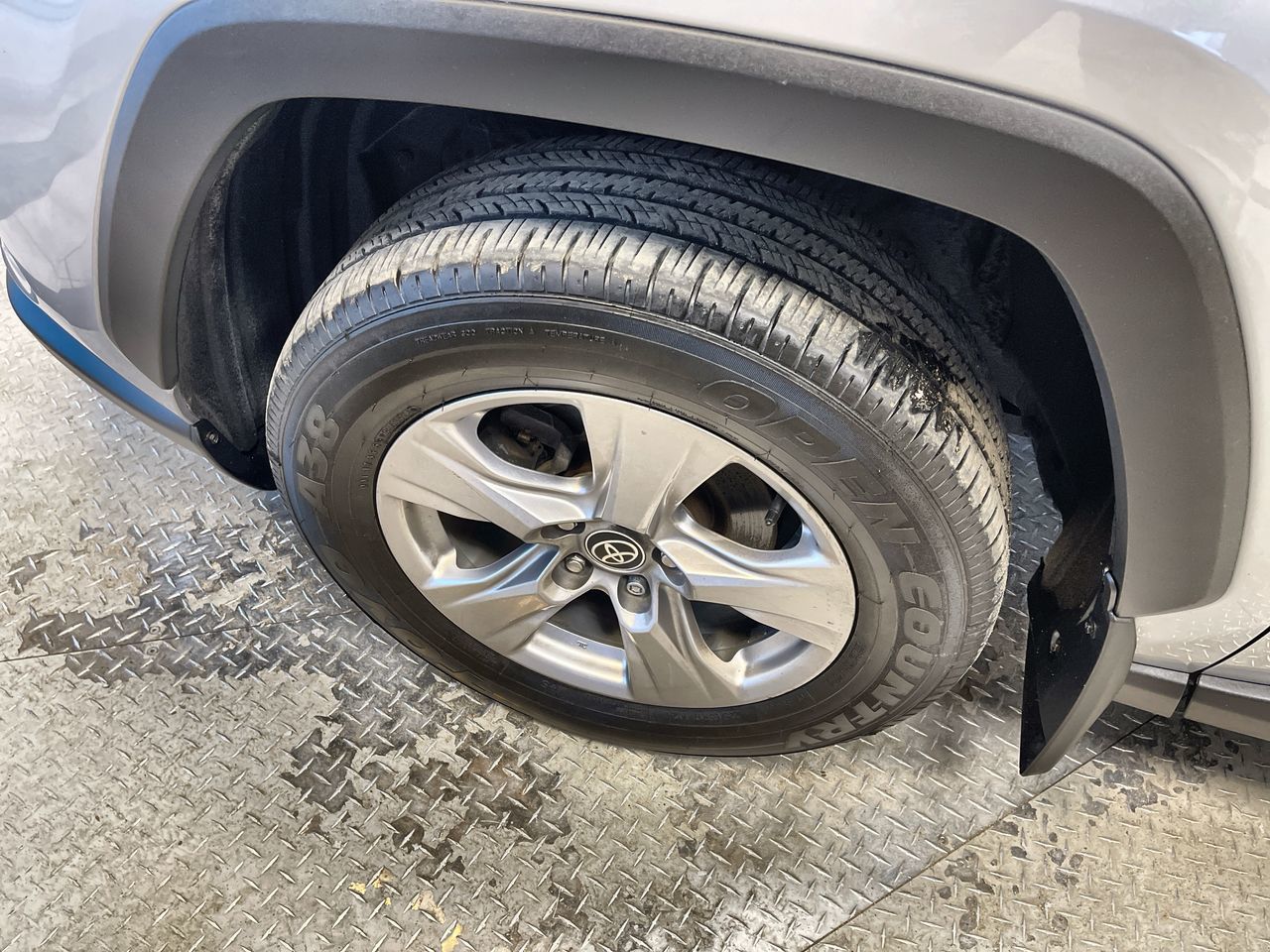 Toyota RAV4  2022 à Regina, Saskatchewan