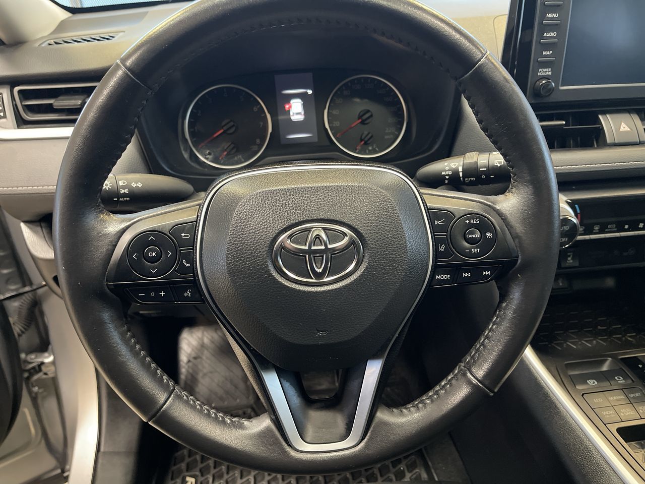 Toyota RAV4  2022 à Regina, Saskatchewan