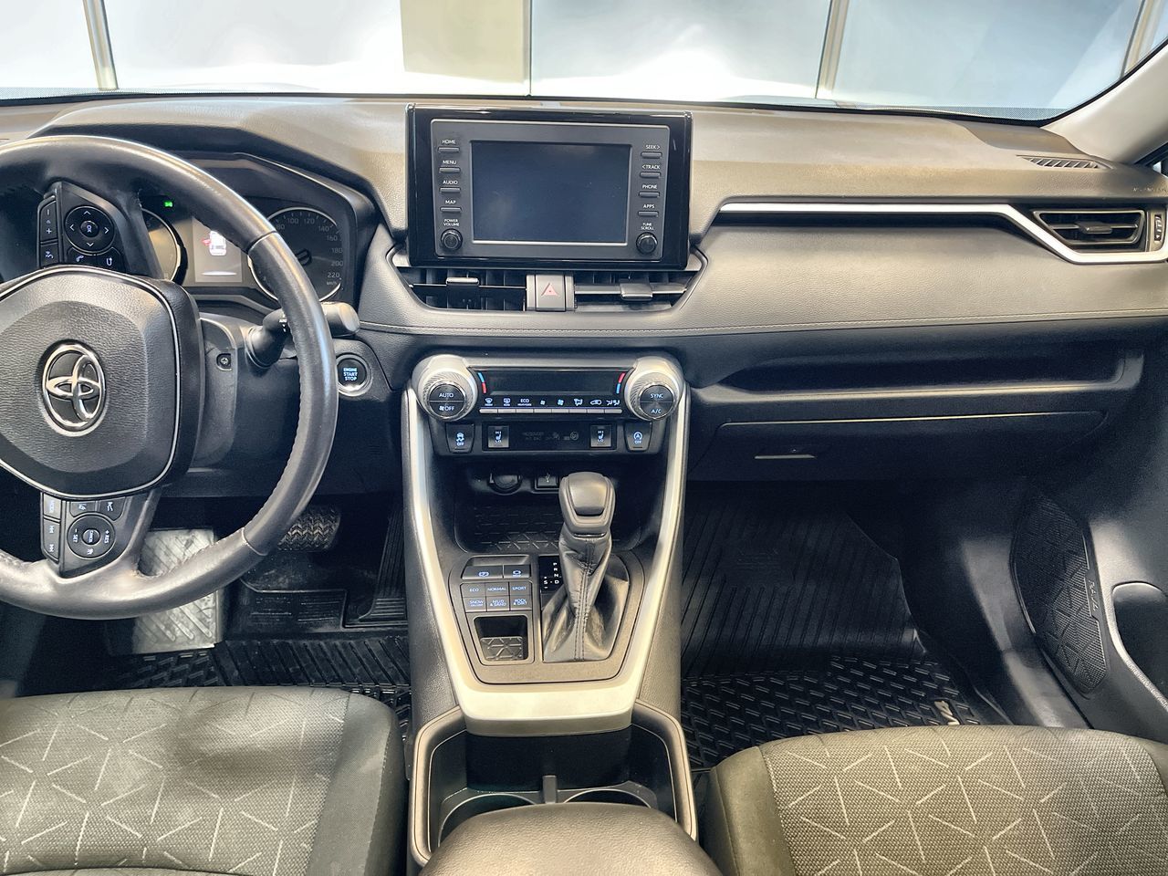 Toyota RAV4  2022 à Regina, Saskatchewan