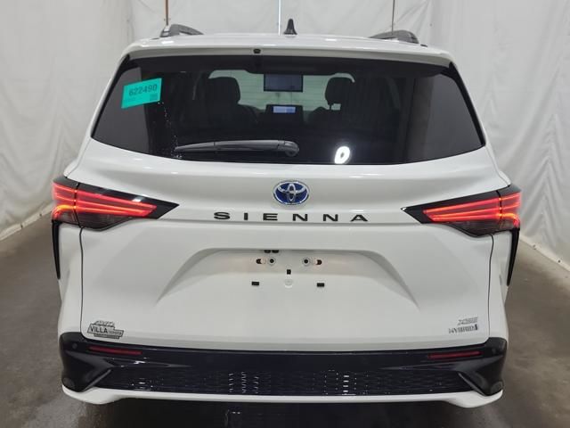 2024 Toyota Sienna Hybrid in Regina, Saskatchewan