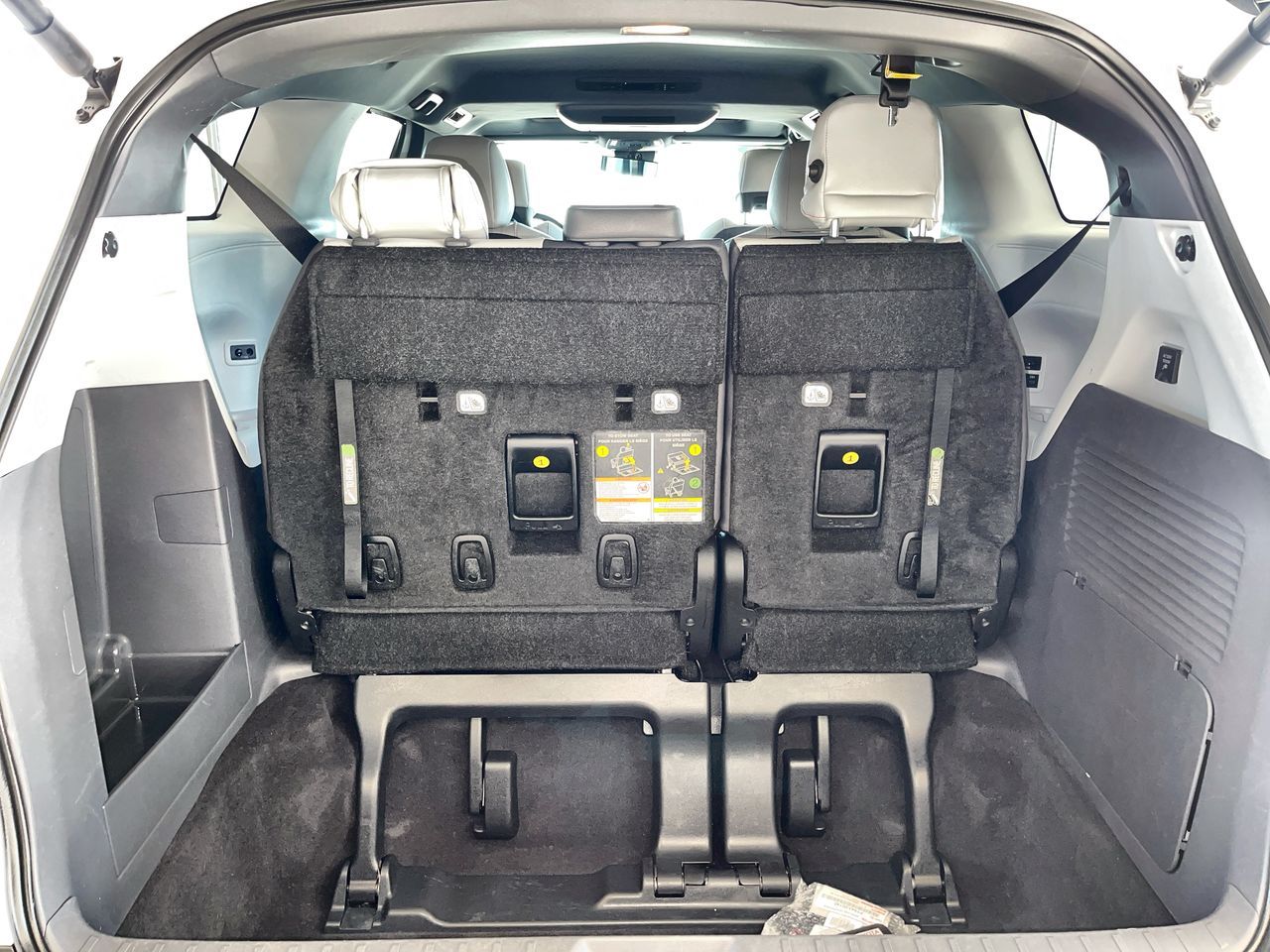 Toyota Sienna Hybrid  2024 à Regina, Saskatchewan