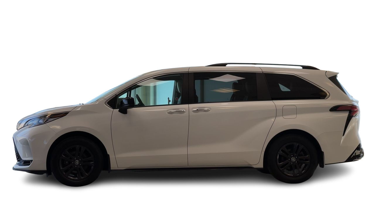Toyota Sienna Hybrid  2024 à Regina, Saskatchewan