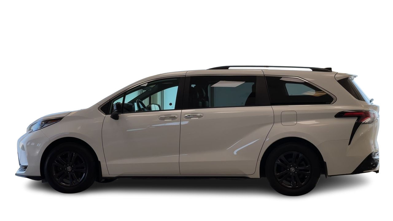 Toyota Sienna Hybrid  2024 à Regina, Saskatchewan
