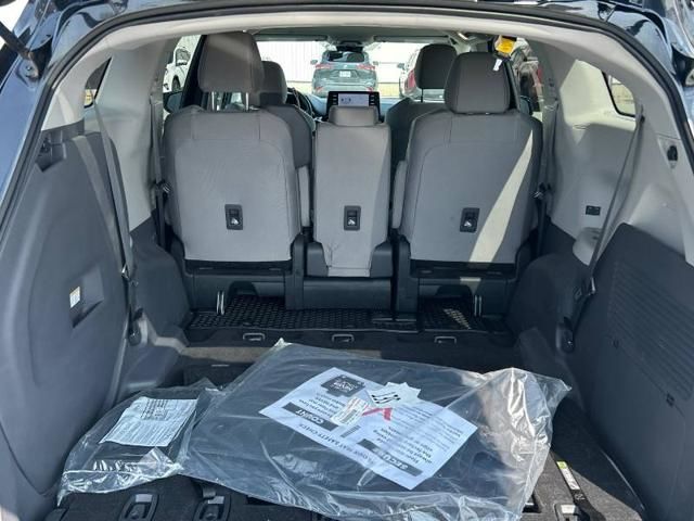 Toyota Sienna Hybrid  2024 à Regina, Saskatchewan