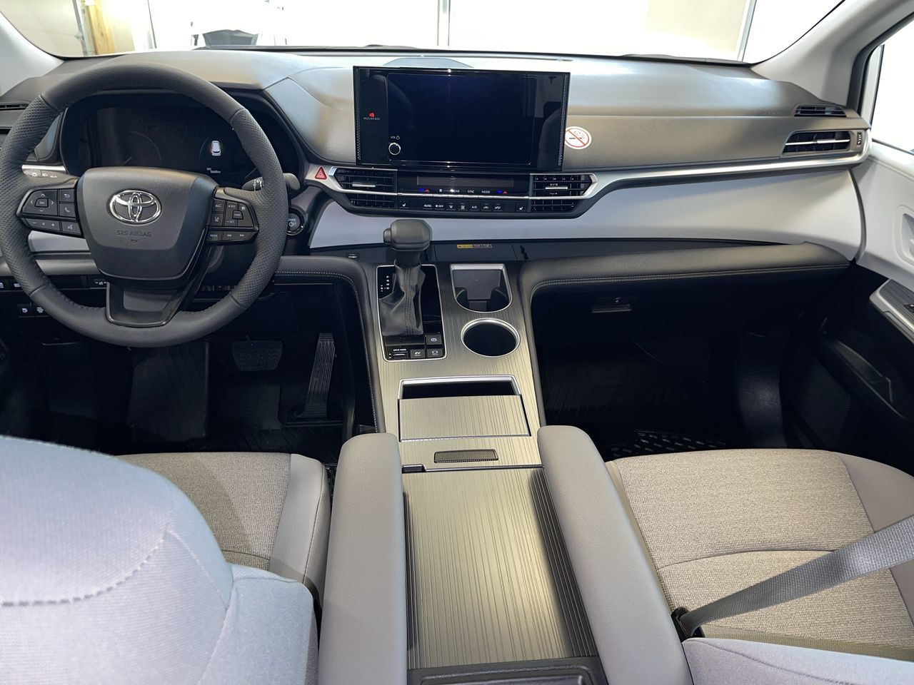 2025 Toyota Sienna Hybrid