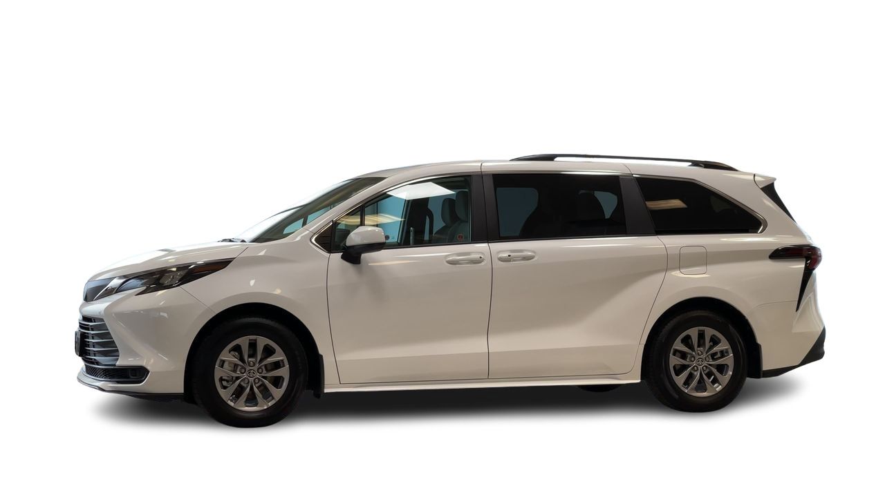 2025 Toyota Sienna Hybrid