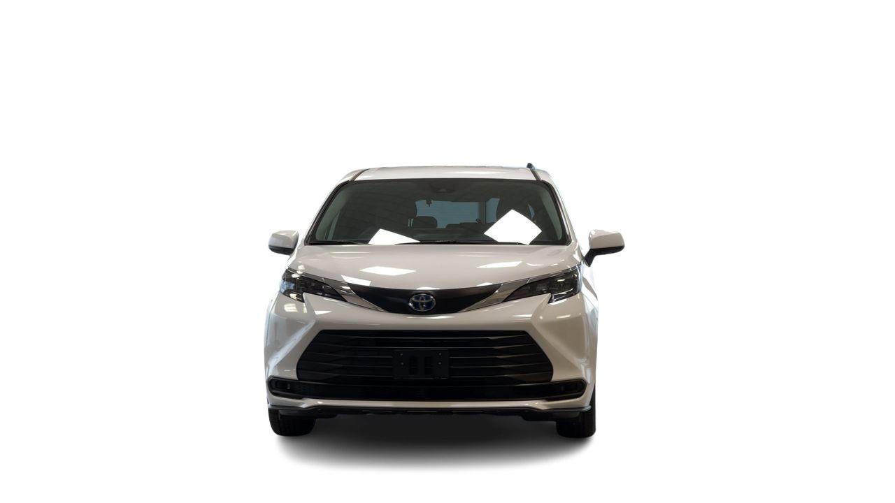 2025 Toyota Sienna Hybrid